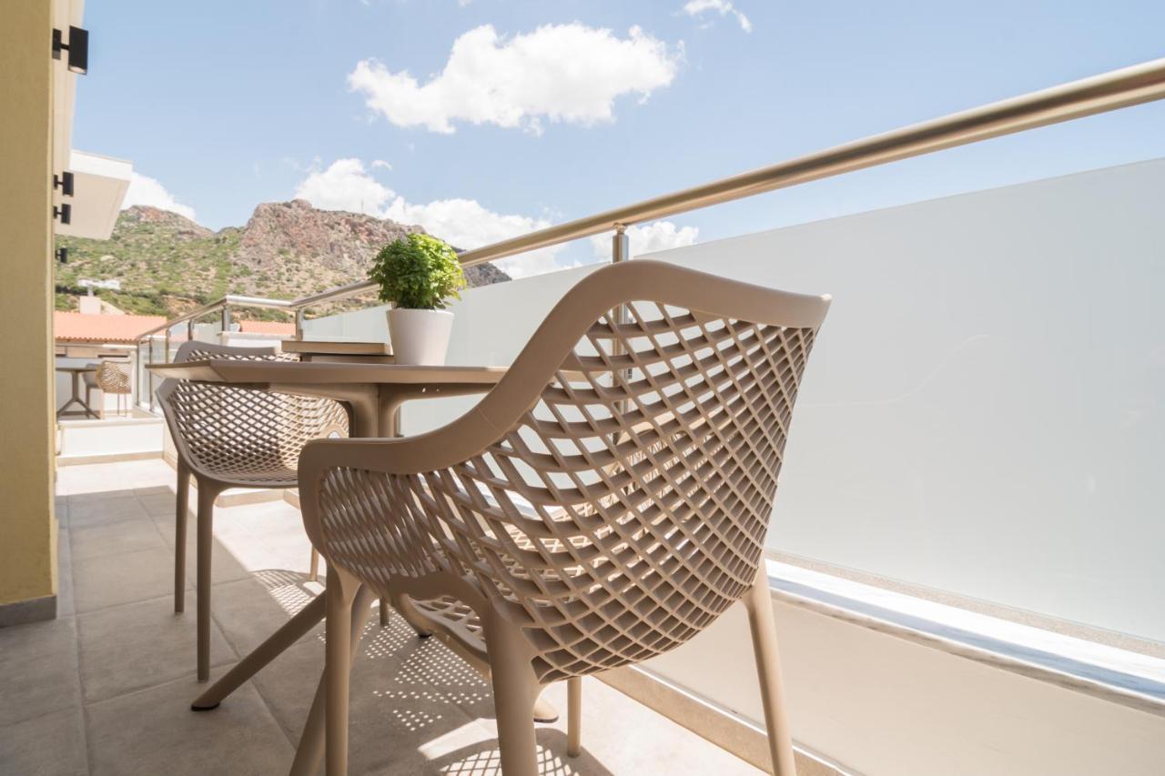 Evriali Comfort Living Palaiochora Bagian luar foto