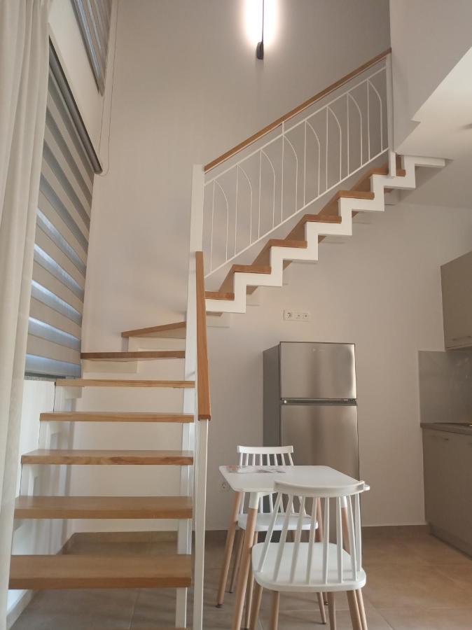 Evriali Comfort Living Palaiochora Bagian luar foto