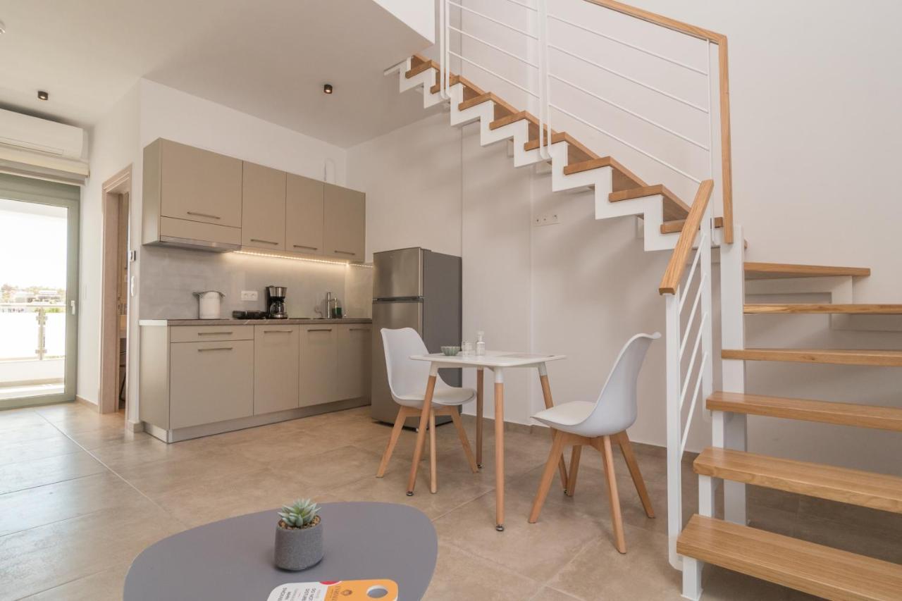 Evriali Comfort Living Palaiochora Bagian luar foto