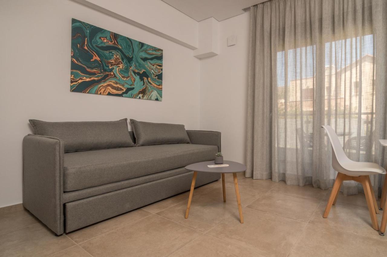 Evriali Comfort Living Palaiochora Bagian luar foto