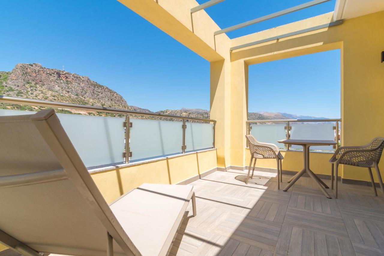 Evriali Comfort Living Palaiochora Bagian luar foto