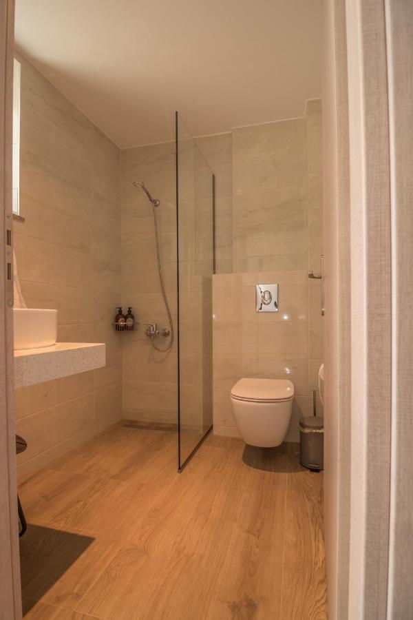 Evriali Comfort Living Palaiochora Bagian luar foto